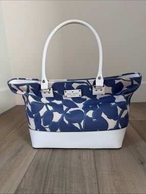 Kate Spade Small Harmony Wellesley Tote Handbag – Hyacinth Leaves Print